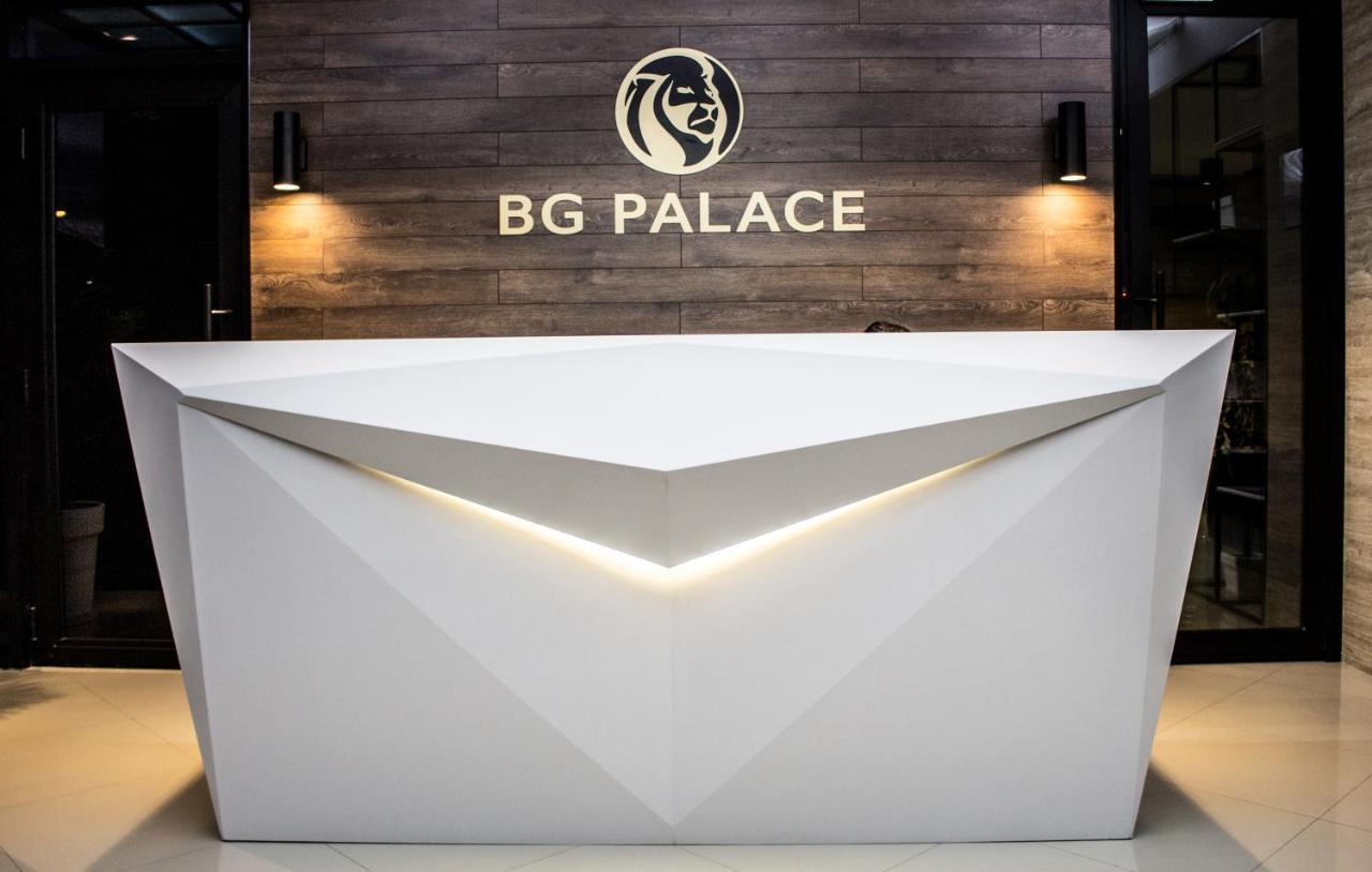 Bg Palace Hotel Tbilissi Extérieur photo