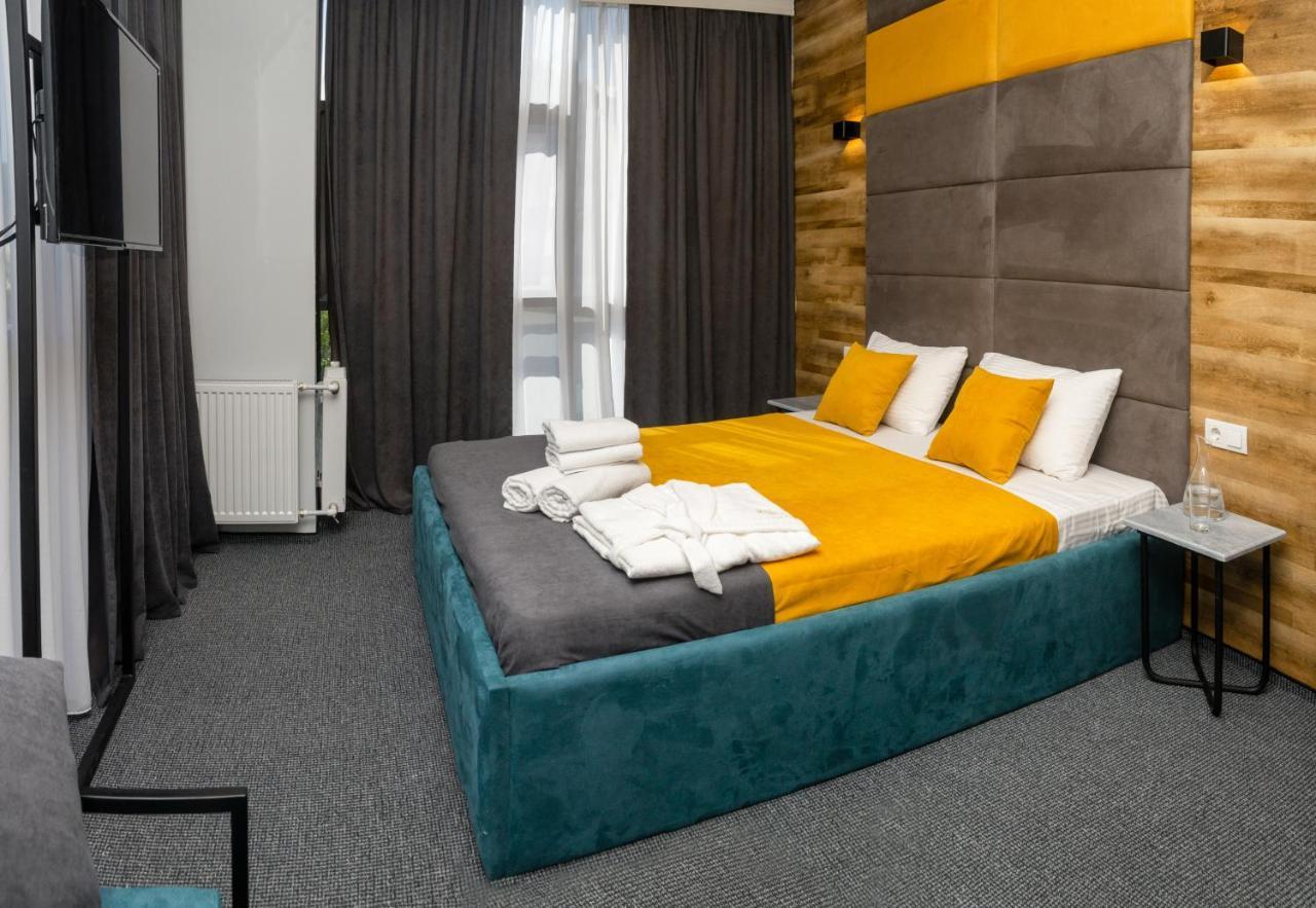 Bg Palace Hotel Tbilissi Extérieur photo